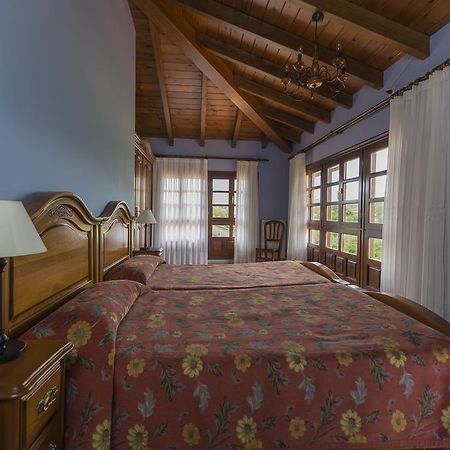 Casas Rurales Playa De Guadamia Llames de Pría エクステリア 写真