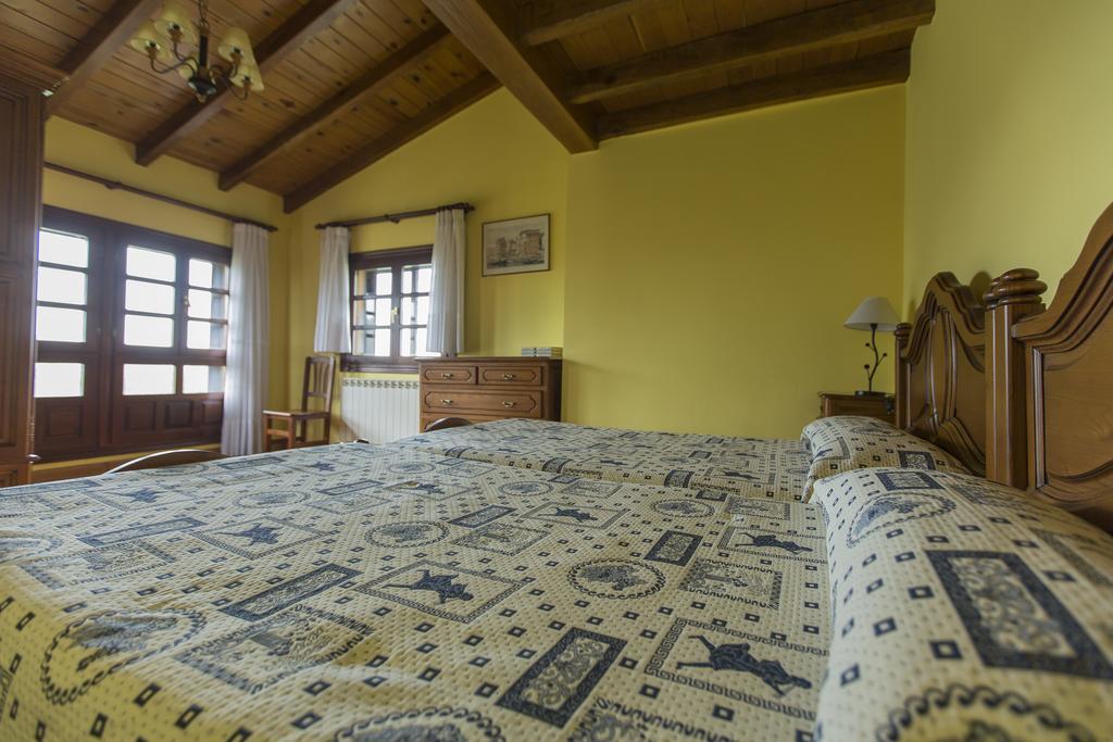 Casas Rurales Playa De Guadamia Llames de Pría エクステリア 写真