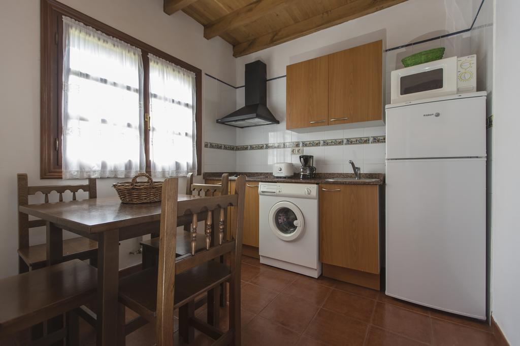 Casas Rurales Playa De Guadamia Llames de Pría エクステリア 写真