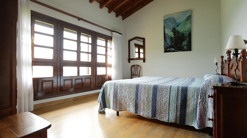 Casas Rurales Playa De Guadamia Llames de Pría エクステリア 写真