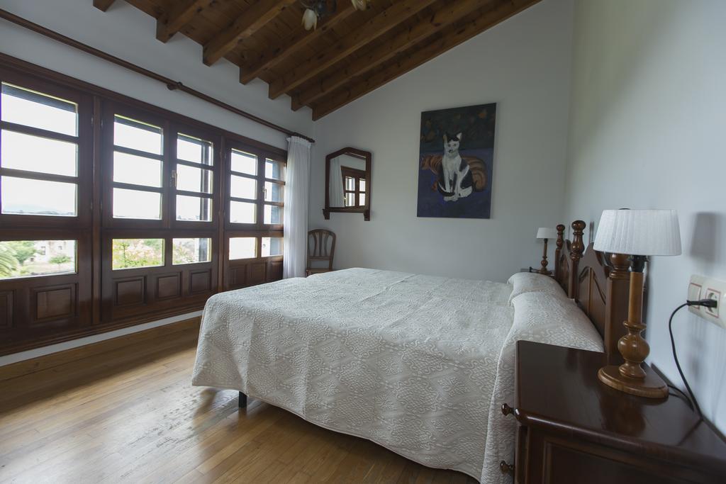 Casas Rurales Playa De Guadamia Llames de Pría エクステリア 写真